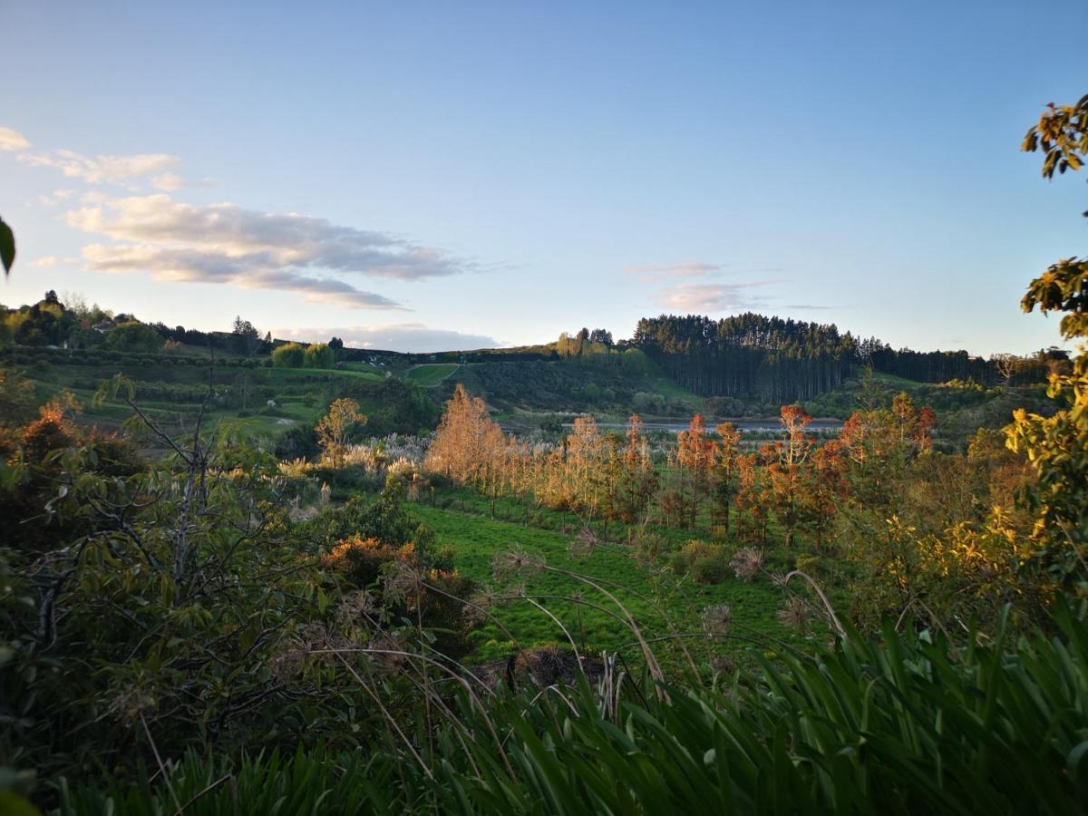 River Side Lodge Whakamarama Екстер'єр фото