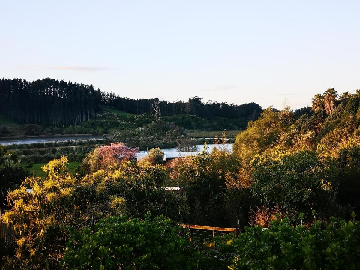 River Side Lodge Whakamarama Екстер'єр фото