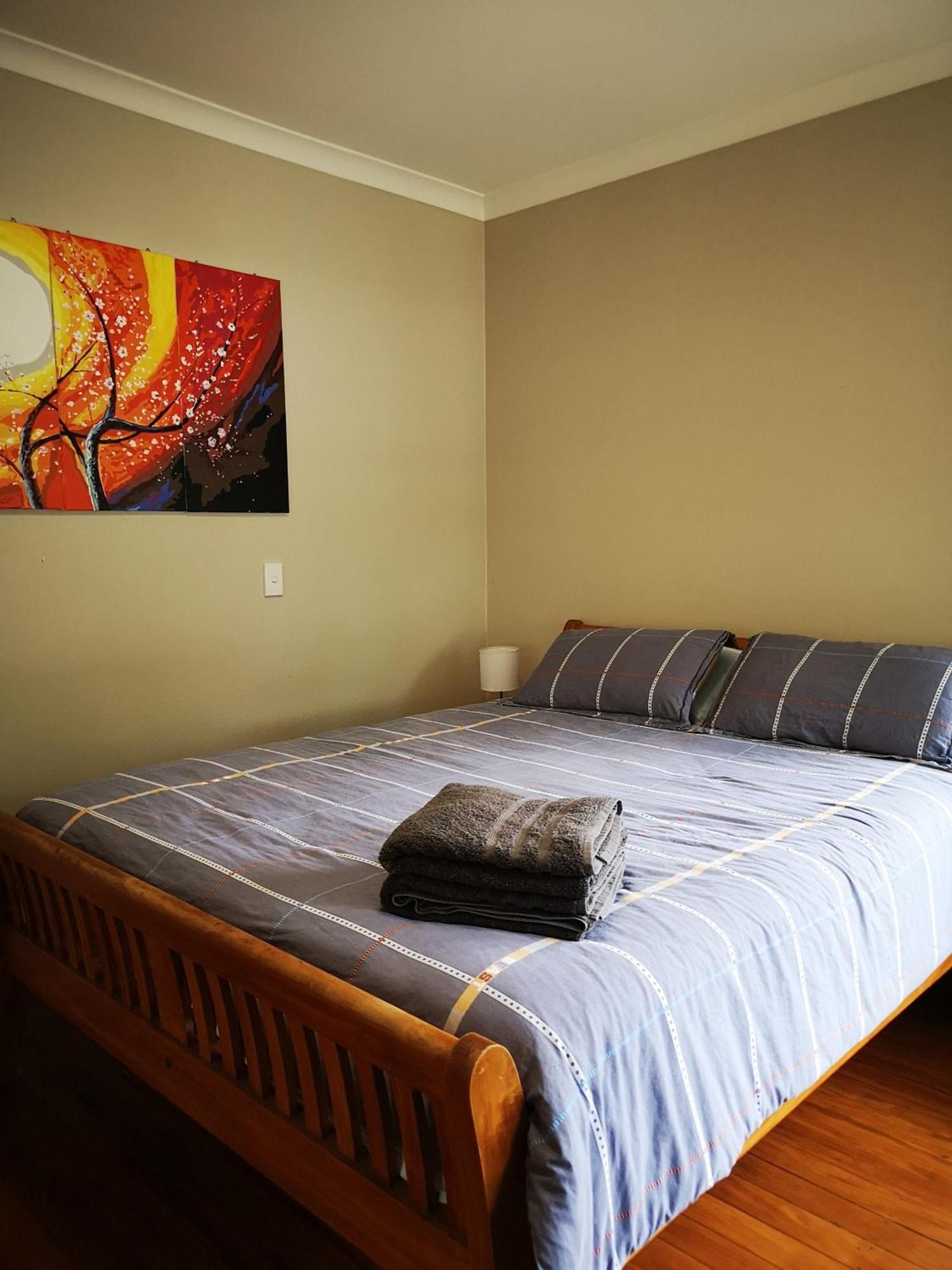 River Side Lodge Whakamarama Екстер'єр фото